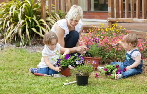 Seasonal garden care in Goodmayes